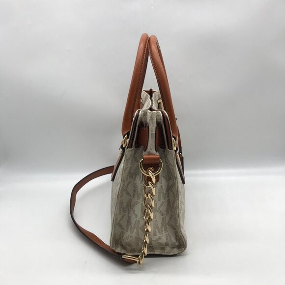 Michael Kors Ivory Monogram Canvas Hamilton Bag - Picture 3 of 10